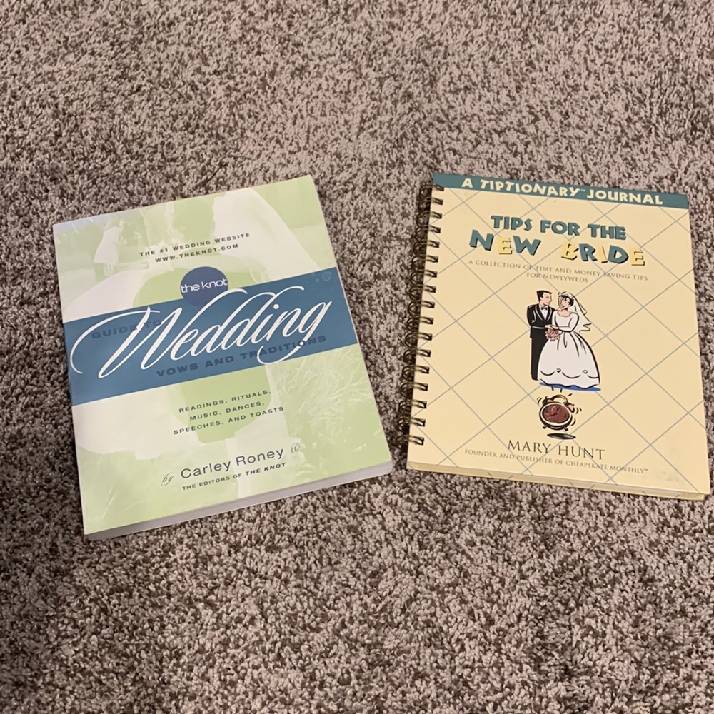 wedding books:guide to vows & traditions & a tiptionary journal